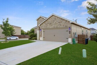 166 Texas Thistle in New Braunfels, TX - Building Photo - Building Photo