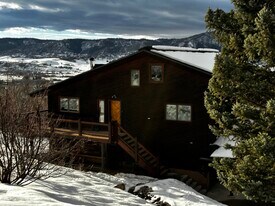 2592 Anthonys Cir, Unit 2592 in Steamboat Springs, CO - Building Photo