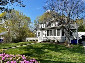 709 Liberty St, Unit 1 in Rockland, MA - Building Photo