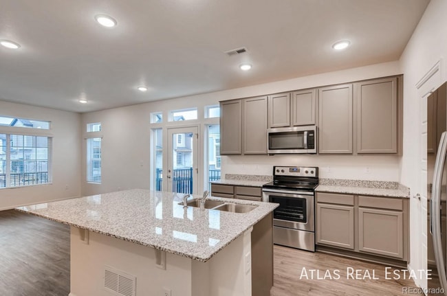 3841 N Himalaya Rd in Denver, CO - Building Photo - Building Photo