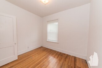 3820 N Sheffield Ave, Unit 3818-1 in Chicago, IL - Building Photo - Building Photo
