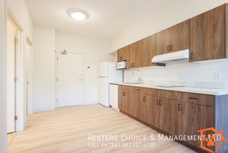 1730-1730 10 Ave S in Lethbridge, AB - Building Photo - Building Photo
