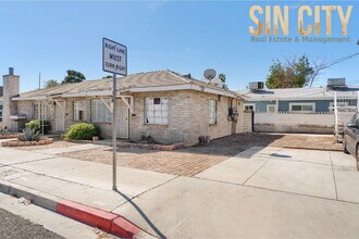 1017 E Bonneville Ave in Las Vegas, NV - Building Photo - Building Photo