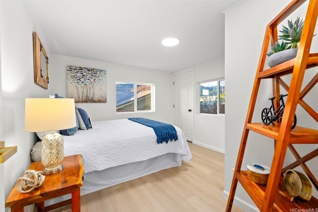 1570 Ohu St, Unit B in Honolulu, HI - Building Photo - Building Photo