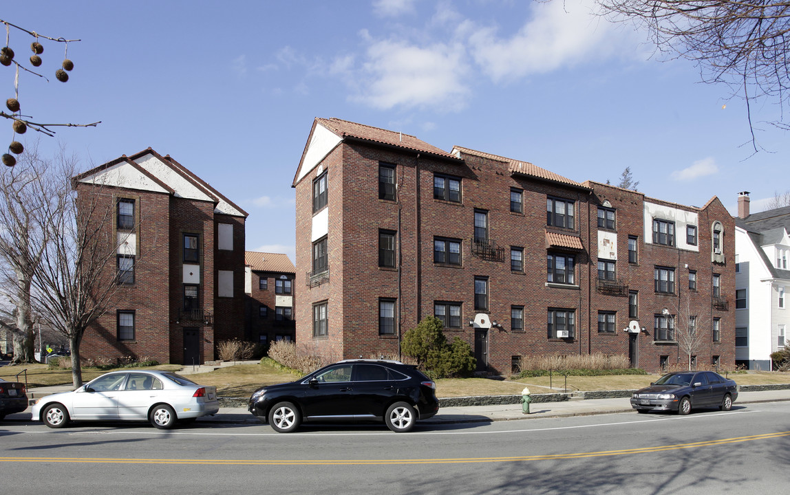 490 Angell St in Providence, RI - Foto de edificio