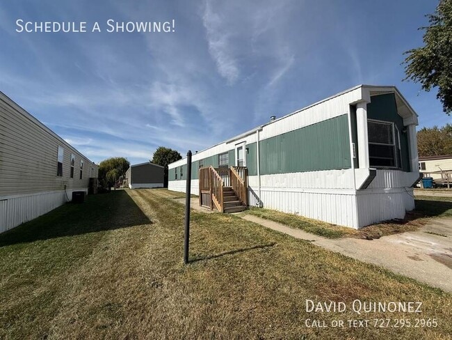 property at 5609 Le Steele Blvd