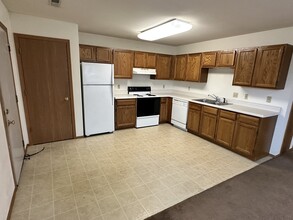 432 Wyman St in Sycamore, IL - Building Photo - Building Photo