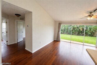 8334 Robin Rd in Ft. Myers, FL - Building Photo - Building Photo