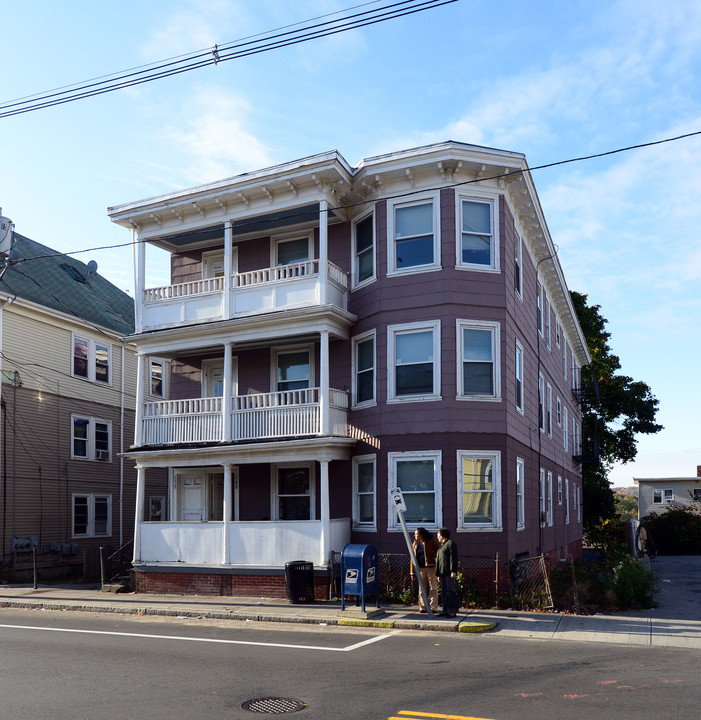 338-340 Manton Ave in Providence, RI - Building Photo