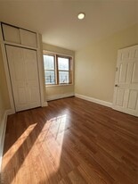 1989 Cruger Ave in Bronx, NY - Building Photo