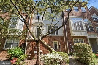 9702 Athletic Way in Gaithersburg, MD - Building Photo - Building Photo