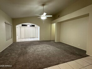 9069 W Behrend Dr in Peoria, AZ - Building Photo - Building Photo