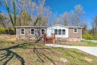 456 W Outer Dr in Oak Ridge, TN - Building Photo - Building Photo