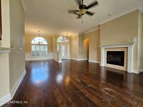 14414 Cherry Lake Dr W in Jacksonville, FL - Building Photo - Building Photo