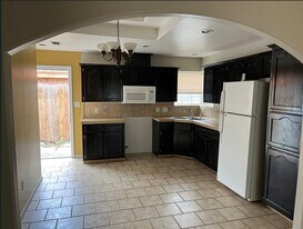 1804 Agua Fina Ave, Unit 4 in Edinburg, TX - Building Photo