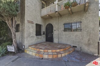 1492 Silver Lake Blvd in Los Angeles, CA - Building Photo - Building Photo