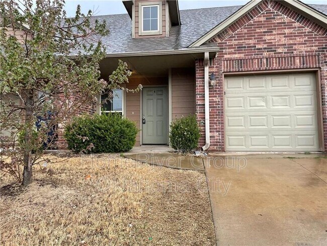 property at 1004 SW 92nd St