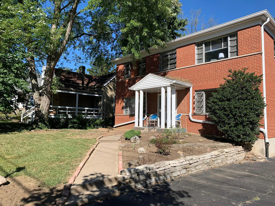 1928 Sutton Ave in Cincinnati, OH - Building Photo