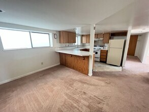 5411 Colby Ave in Everett, WA - Building Photo - Building Photo