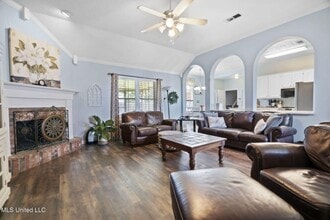 6191 Ivy Trails Dr in Olive Branch, MS - Building Photo - Building Photo