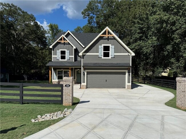 320 Pine Valley Dr in Royston, GA - Building Photo - Building Photo
