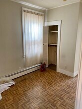 18 Mitchell St in Boston, MA - Foto de edificio - Building Photo