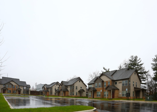 Alder Creek Apartments in Newark, DE - Foto de edificio - Building Photo