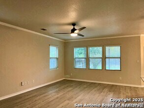 2127 Muuga Manor in San Antonio, TX - Building Photo - Building Photo