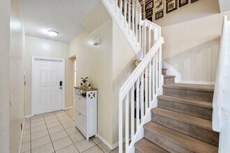 9090 NW 40th Pl in Sunrise, FL - Building Photo - Building Photo