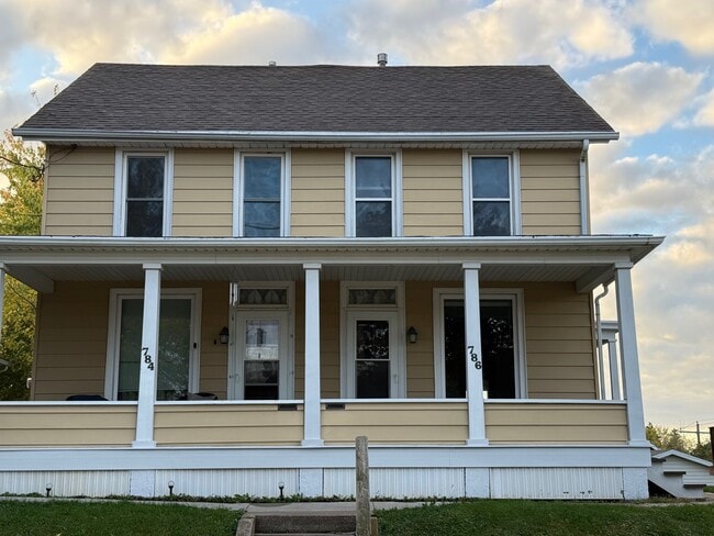796 Cleveland Ave