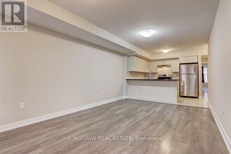 100 Parrotta Dr in Toronto, ON - Building Photo - Building Photo