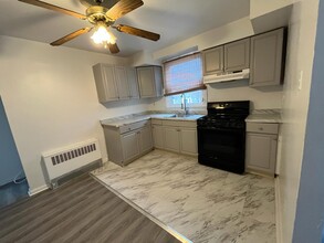 8034 Mansfield Ave, Unit B 2bedroom 1bath apt in Philadelphia, PA - Building Photo - Building Photo