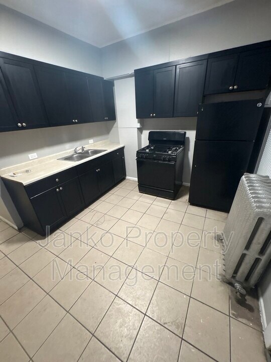 7132 S Ingleside Ave in Chicago, IL - Building Photo