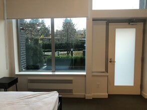 GEC Marine Gateway in Vancouver, BC - Building Photo - Building Photo