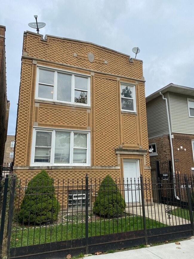 property at 4250 W Haddon Ave