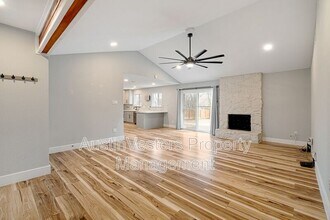 7009 Millrace Dr in Austin, TX - Building Photo - Building Photo