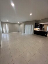 645 SE 23rd Ln in Homestead, FL - Building Photo - Building Photo