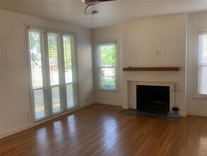 4213 Lovell Ave in Fort Worth, TX - Building Photo - Building Photo