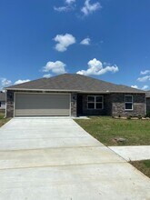 1700 Raden St in Conway, AR - Building Photo - Building Photo