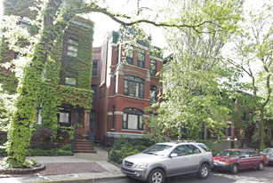 2134 N Cleveland St Apartamentos