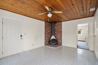 6132 7th Ave S in Gulfport, FL - Building Photo - Building Photo