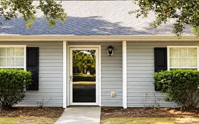 property at 1490 Amanda Park Ln