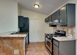 2747 Condor Creek Ln in Ontario, CA - Building Photo - Building Photo