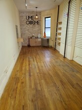 318 E 9th St in New York, NY - Building Photo - Interior Photo