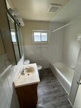 1801 Lynwood Dr in Champaign, IL - Building Photo - Building Photo