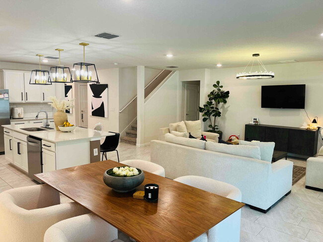 property at 30572 Thunderbird Dr