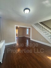 754 Buck Ln in Haverford, PA - Foto de edificio - Building Photo