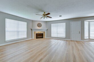 14002 Wheatbridge Dr in Houston, TX - Building Photo - Building Photo