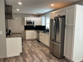 2451 S 14th St in Omaha, NE - Building Photo - Building Photo