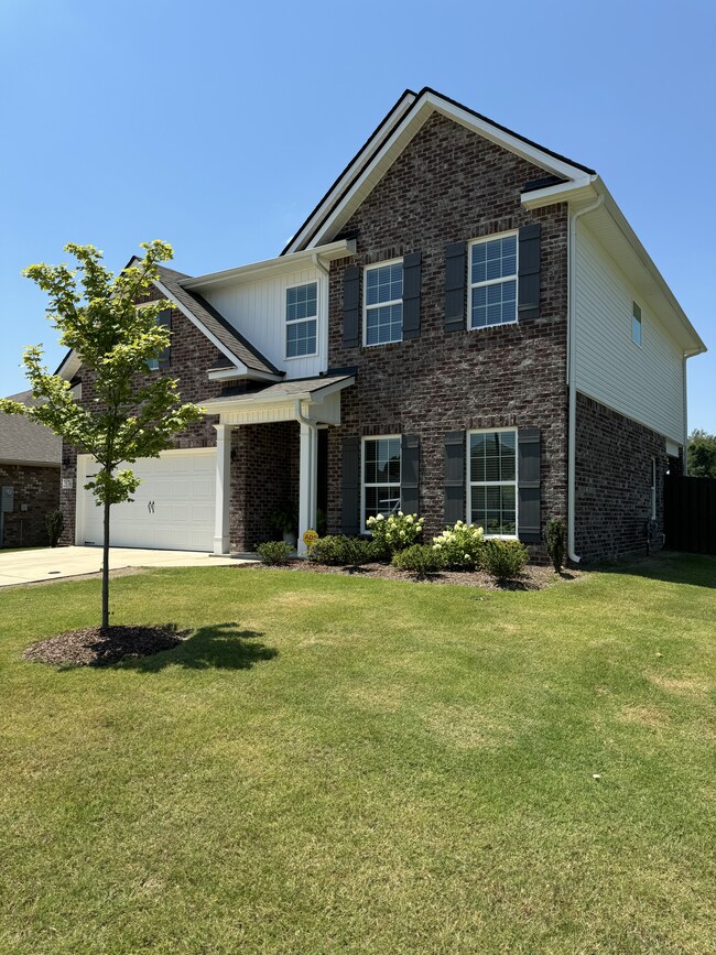 2176 McAfee Rd NE in Cullman, AL - Foto de edificio - Building Photo